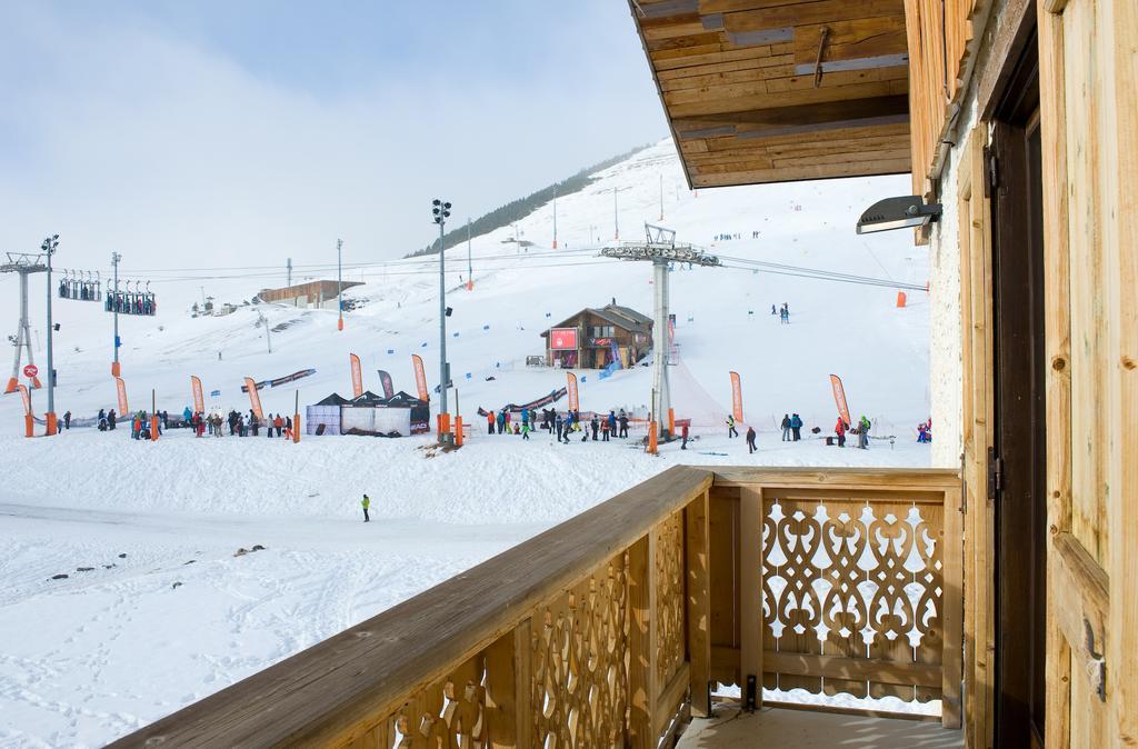Madame Vacances Hotel Le Christina Alpe d'Huez Esterno foto