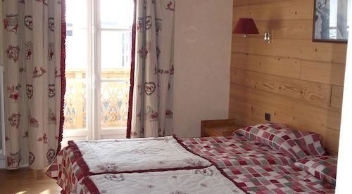 Madame Vacances Hotel Le Christina Alpe d'Huez Esterno foto